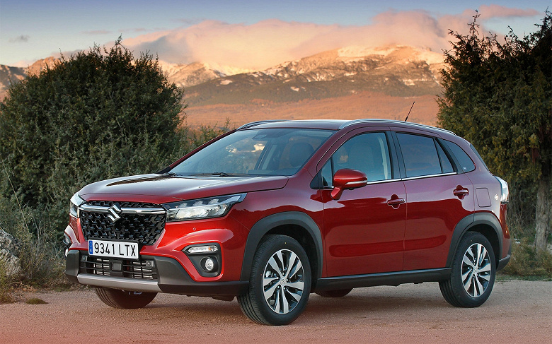 В Россию приехал Suzuki S-Cross 2024 с &laquo;автоматом&raquo; и полным приводом